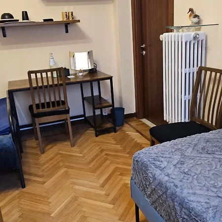 Aury House * Cremona